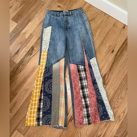 Easel Boho Patchwork Flare Jeans Festival Hippie Size Small - Picture 10 of 11